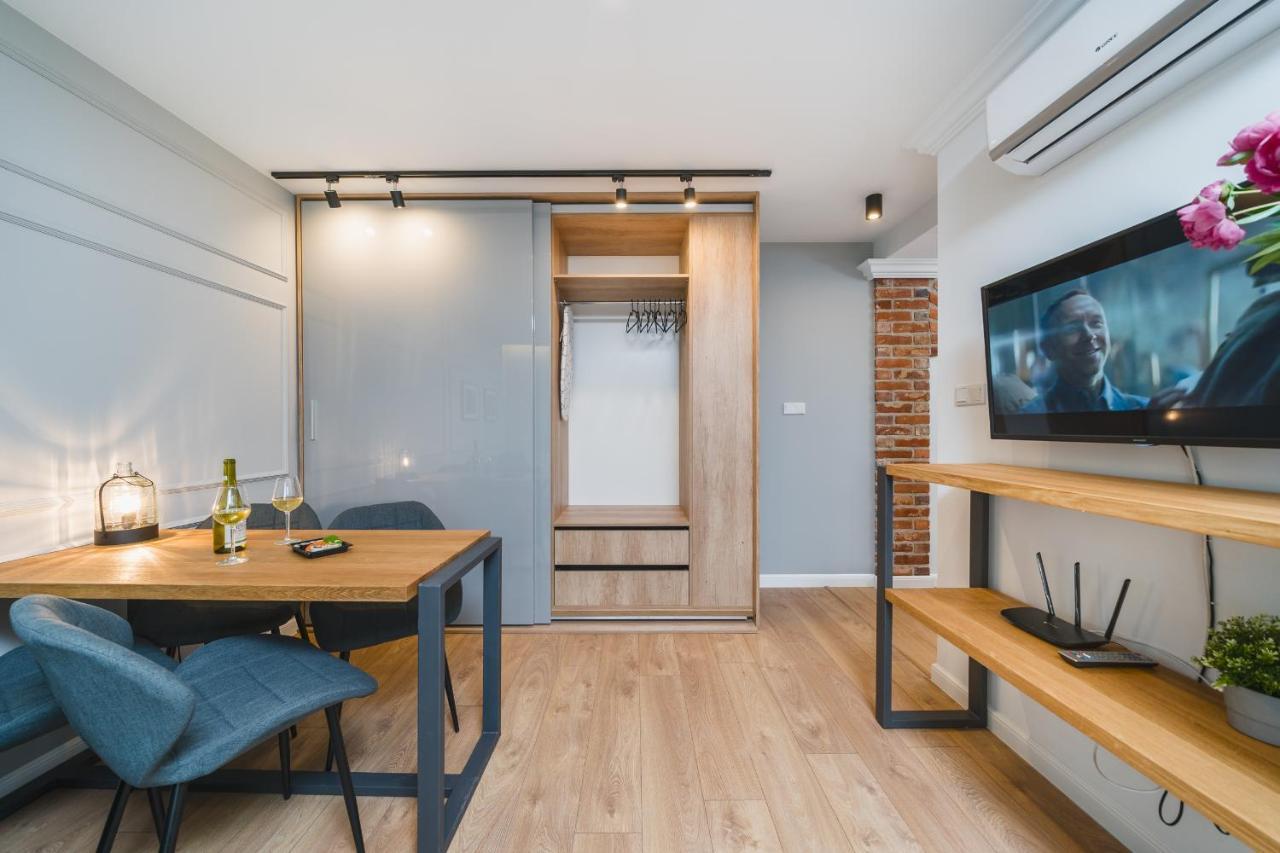 Saint Florian'S Suites - Old Town Luxury Apartments - By Upstairs Krakow Dış mekan fotoğraf