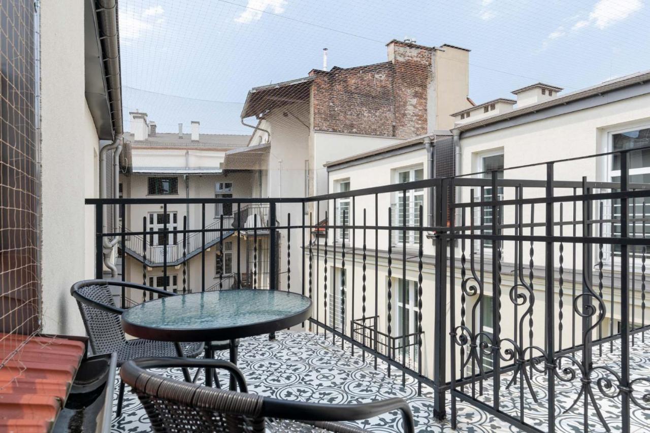 Saint Florian'S Suites - Old Town Luxury Apartments - By Upstairs Krakow Dış mekan fotoğraf