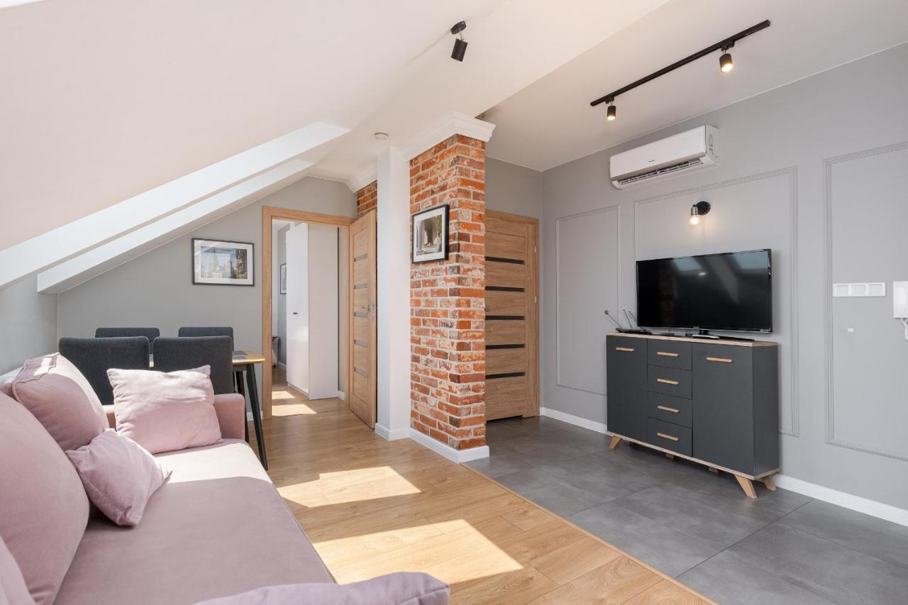 Saint Florian'S Suites - Old Town Luxury Apartments - By Upstairs Krakow Dış mekan fotoğraf