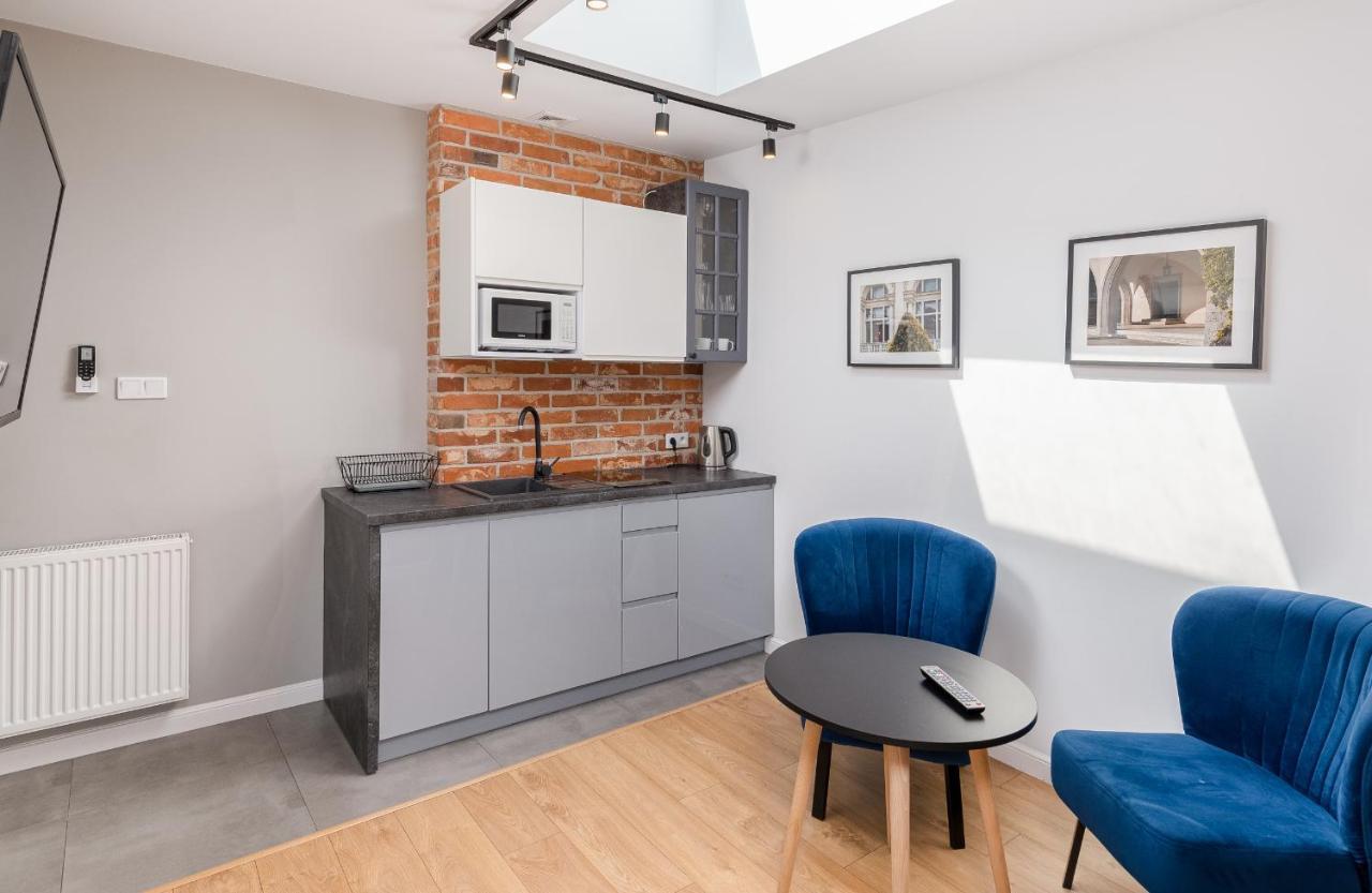 Saint Florian'S Suites - Old Town Luxury Apartments - By Upstairs Krakow Dış mekan fotoğraf