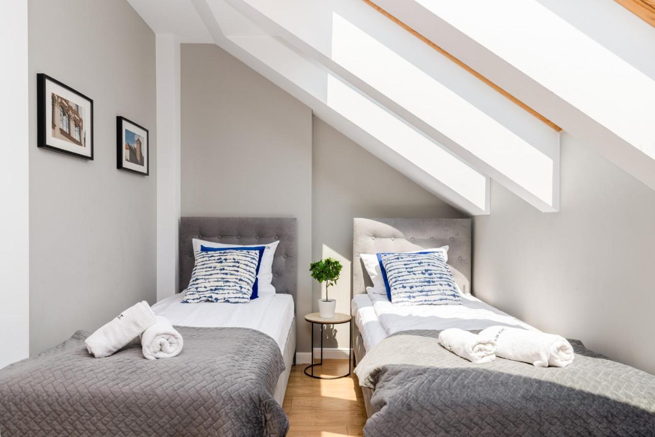Saint Florian'S Suites - Old Town Luxury Apartments - By Upstairs Krakow Dış mekan fotoğraf