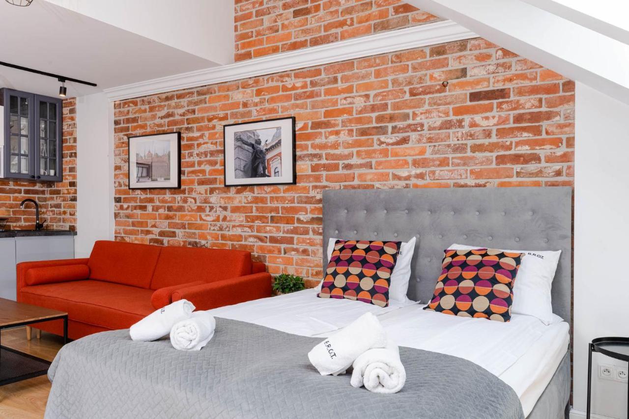 Saint Florian'S Suites - Old Town Luxury Apartments - By Upstairs Krakow Dış mekan fotoğraf