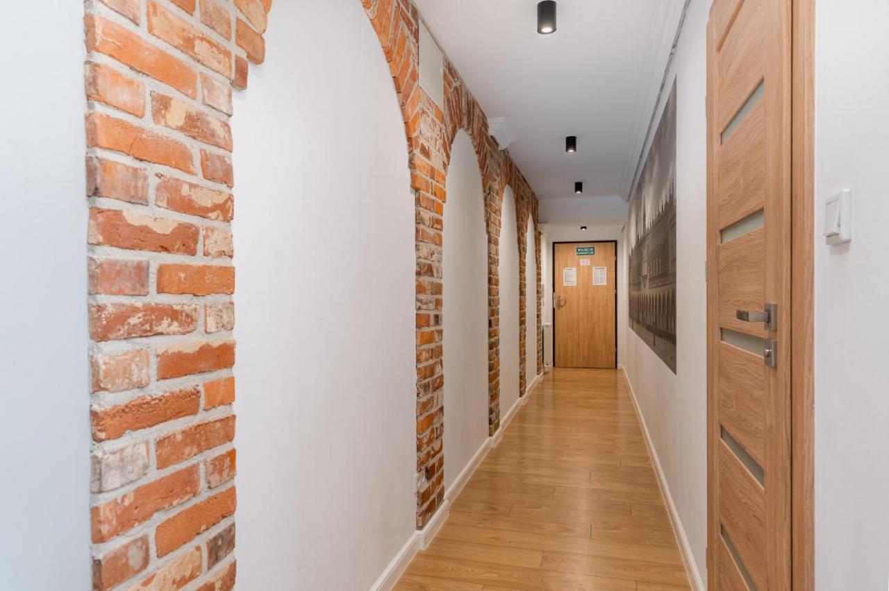Saint Florian'S Suites - Old Town Luxury Apartments - By Upstairs Krakow Dış mekan fotoğraf