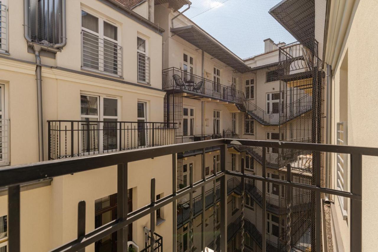 Saint Florian'S Suites - Old Town Luxury Apartments - By Upstairs Krakow Dış mekan fotoğraf